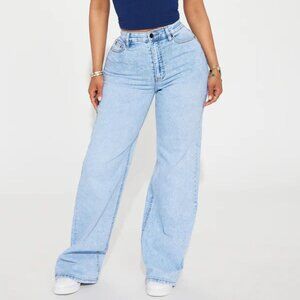 NWT Make My Day Stretch Wide Leg Jeans Color Light Wash